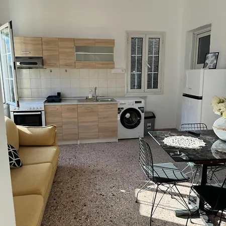 Sofia's Bella Vista Pagoi Agios Georgios Pagon