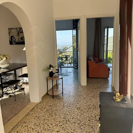 Sofia's Bella Vista Pagoi Agios Georgios Pagon